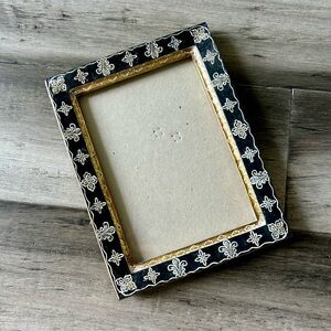Sicura Shabby Chic French Country Fleur De Lys Picture Frame in Black